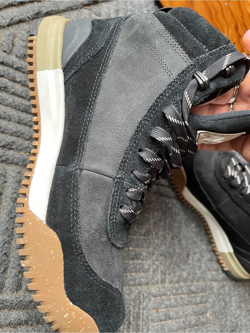 The North Face Back-to-Berkeley III Waterproof Boots - Picture 9 of 10